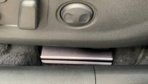 Cellink Neo 8+ Battery pack hidden installation/location